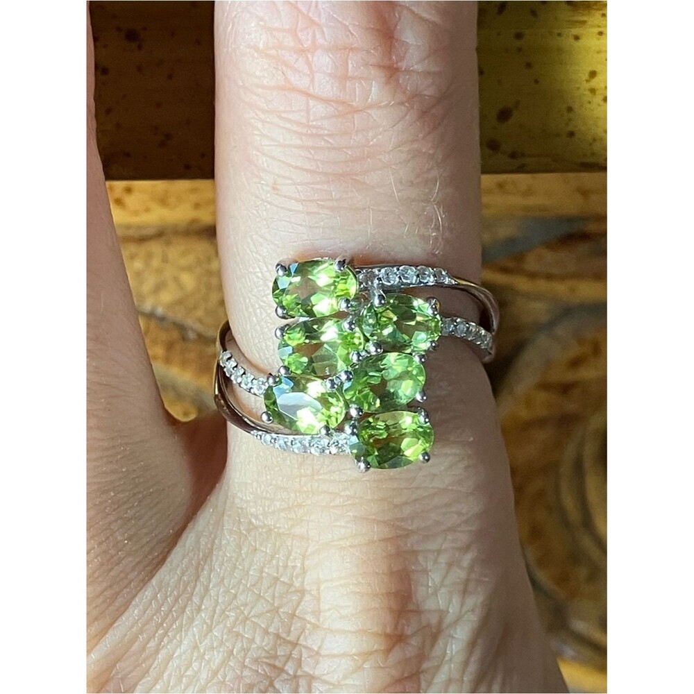 Natural Peridot Sterling Silver Cluster Ring Size 8